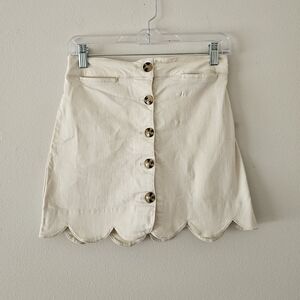 💖MIAMI button up cream mini skirt scalopped hem XS 💖💖💖